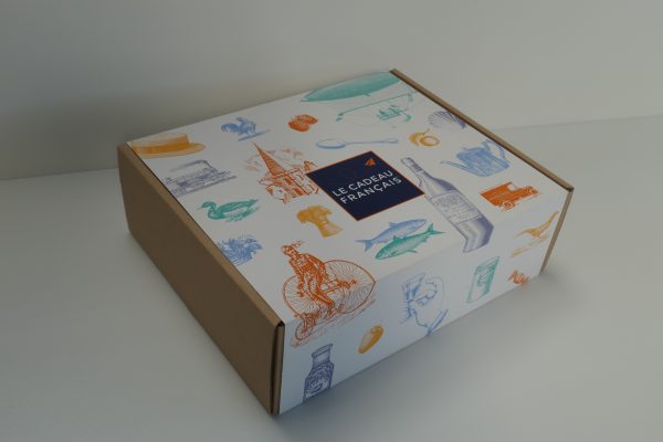 coiffe et boite cado francais1